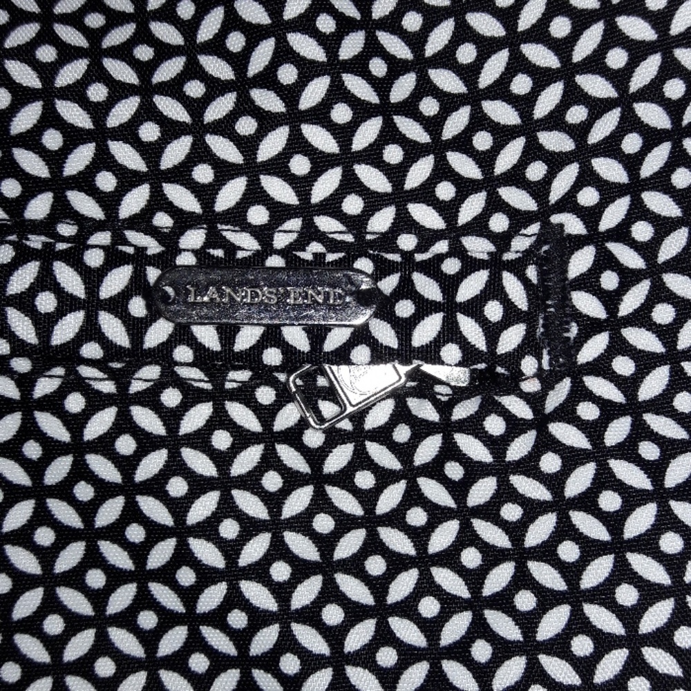 Mens Land's End swim shorts. ♂️ ♂️ - Picture 5 of 8